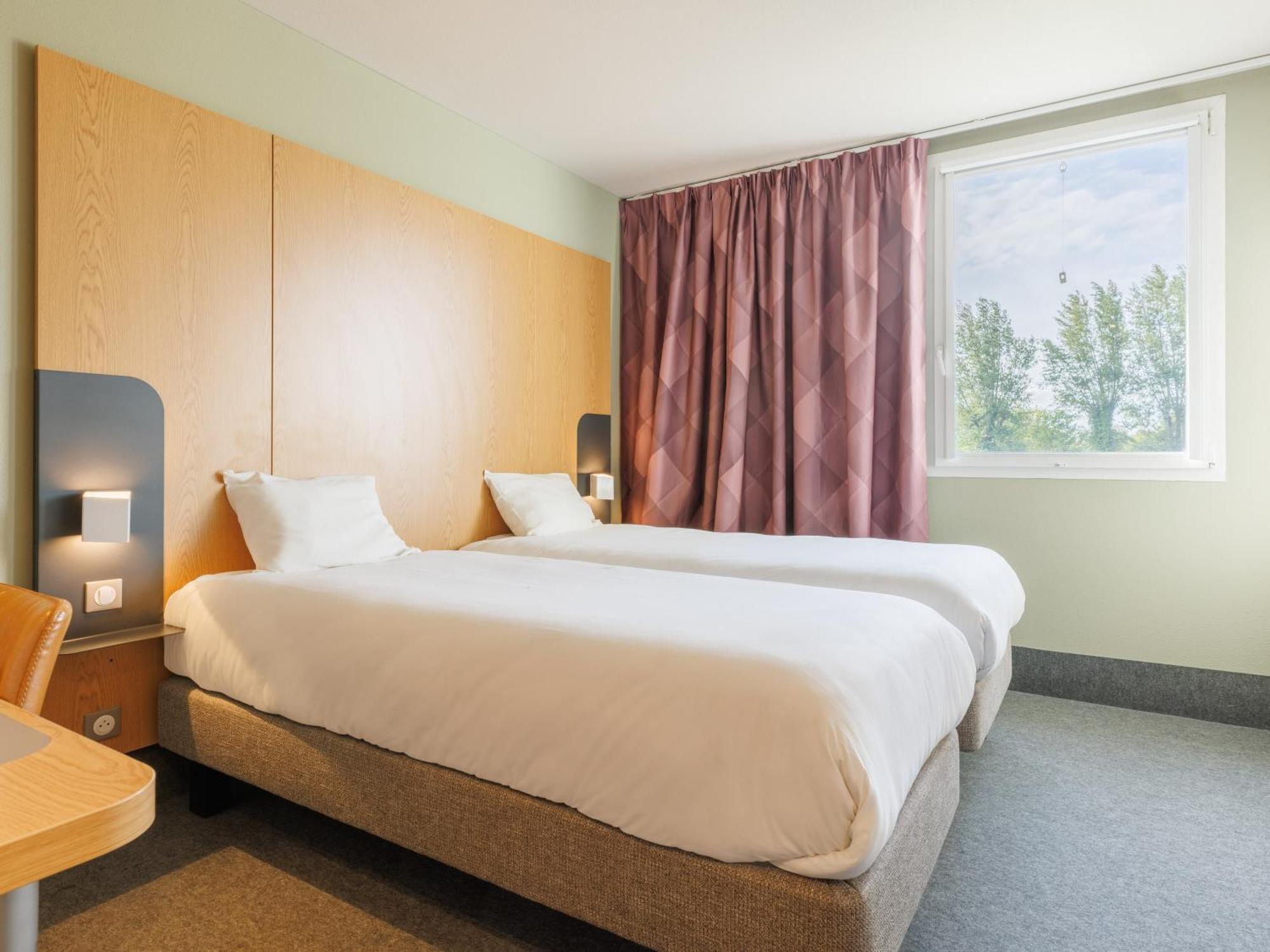 B&B Hotel Clermont-Ferrand Nord ריום מראה חיצוני תמונה