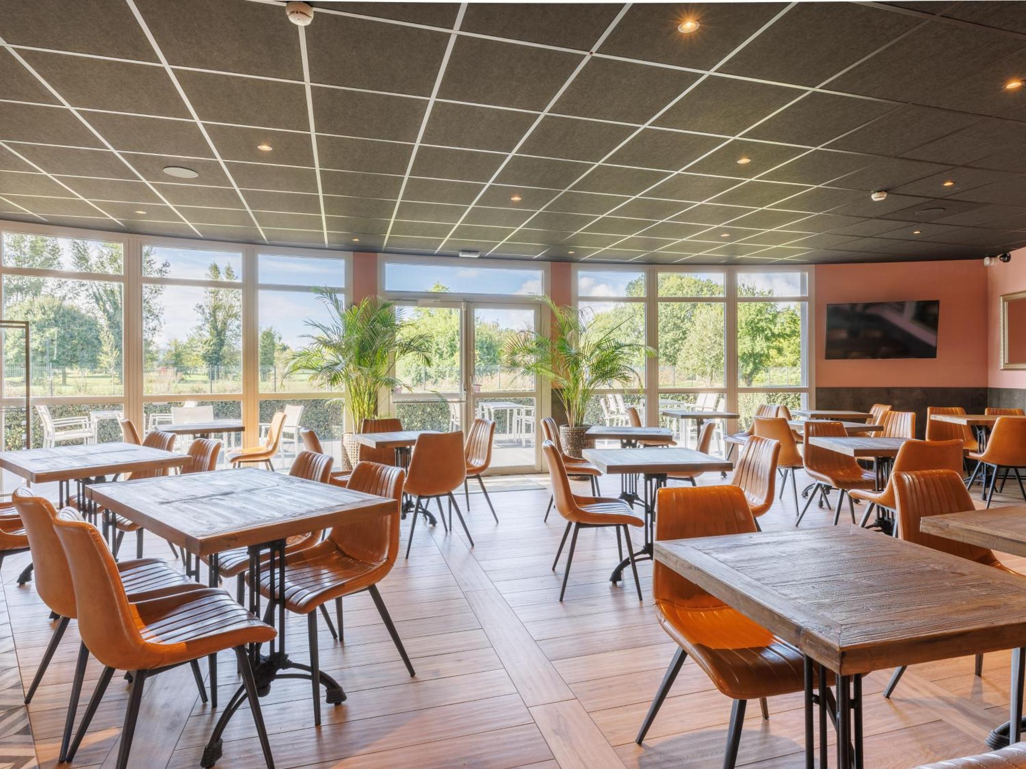 B&B Hotel Clermont-Ferrand Nord ריום מראה חיצוני תמונה