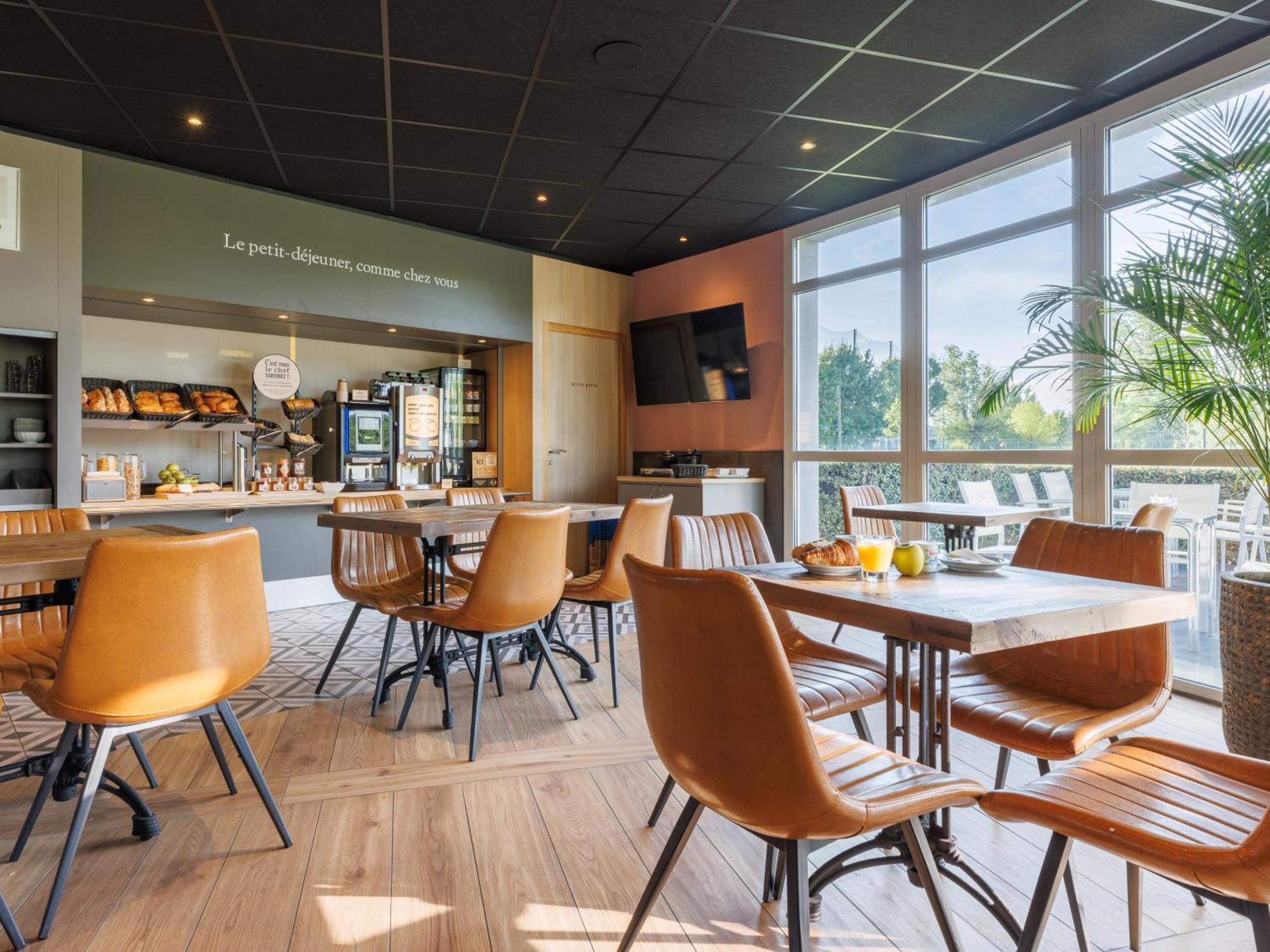 B&B Hotel Clermont-Ferrand Nord ריום מראה חיצוני תמונה