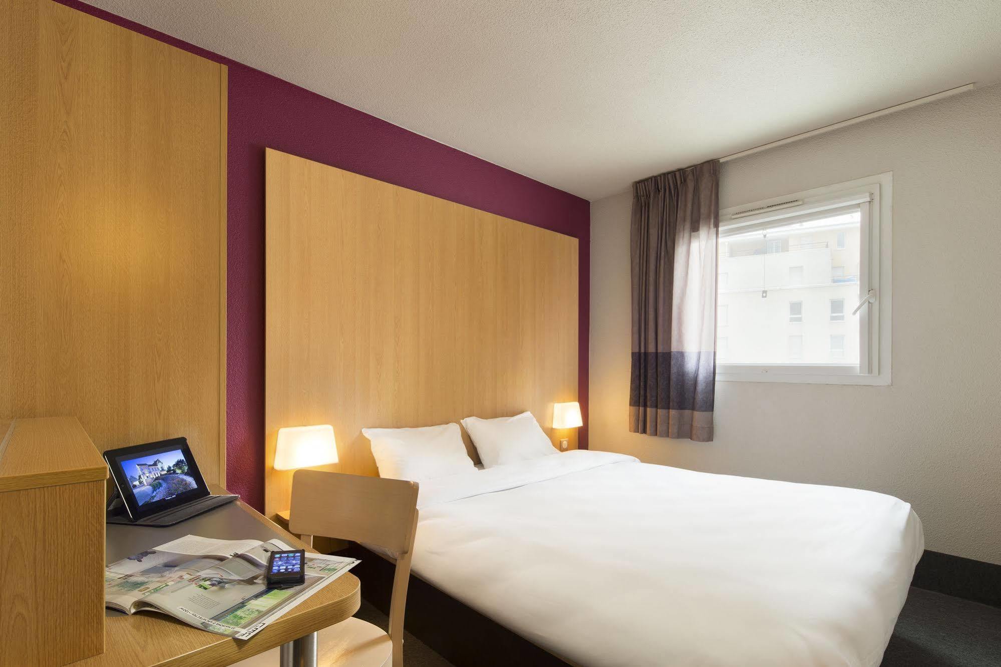 B&B Hotel Clermont-Ferrand Nord ריום מראה חיצוני תמונה